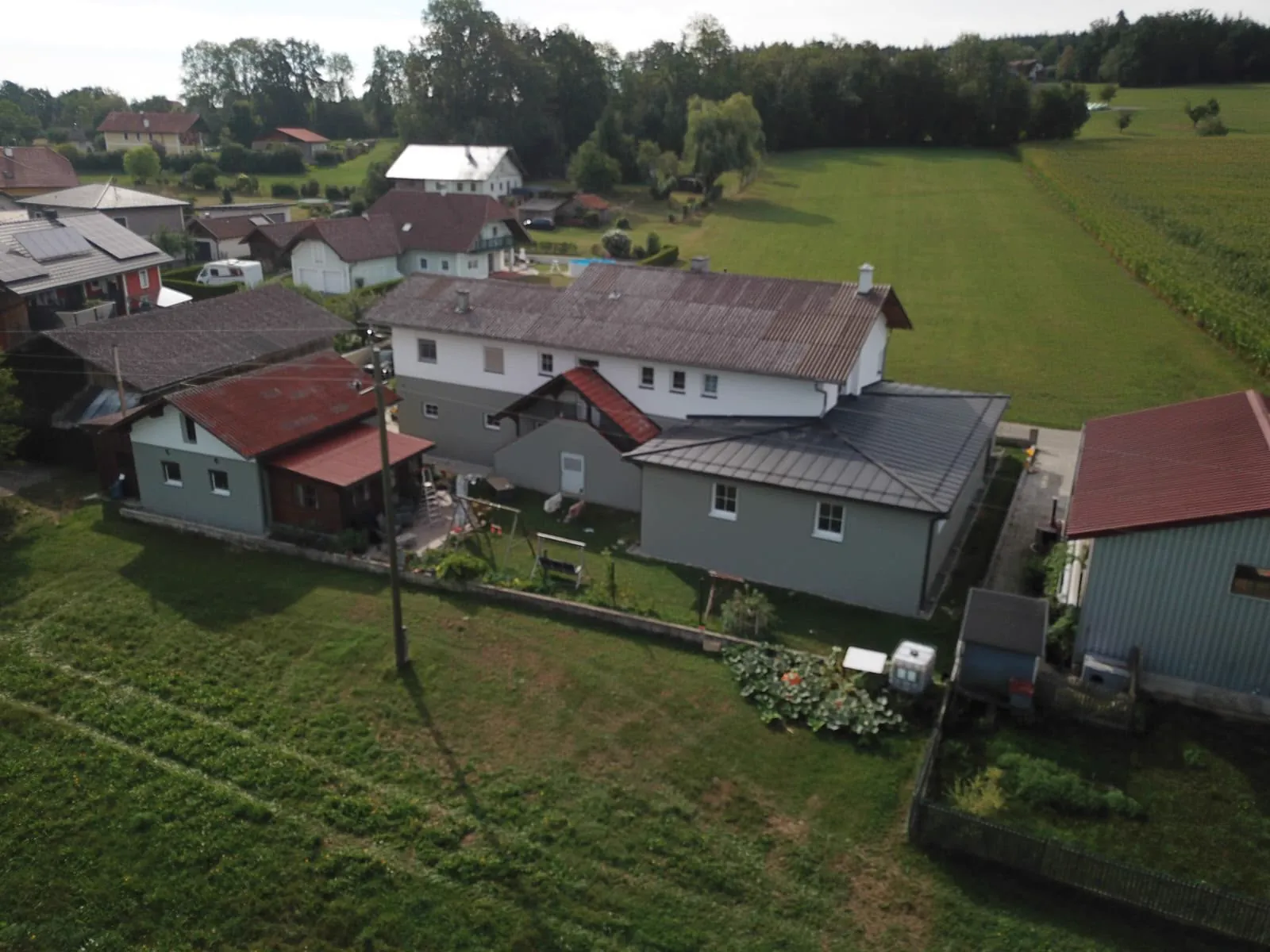 Hofstelle nach der Fassadensanierung